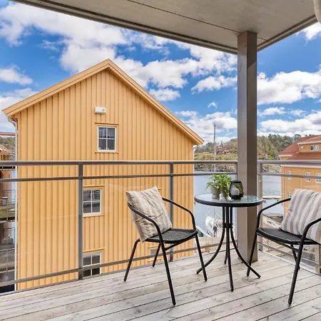 Appartement Moderne Ved Sjoen, Naer Sentrum
